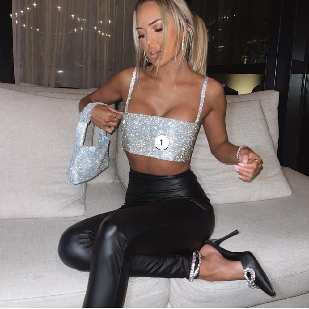 White Fox Boutique Breathtaking Crop